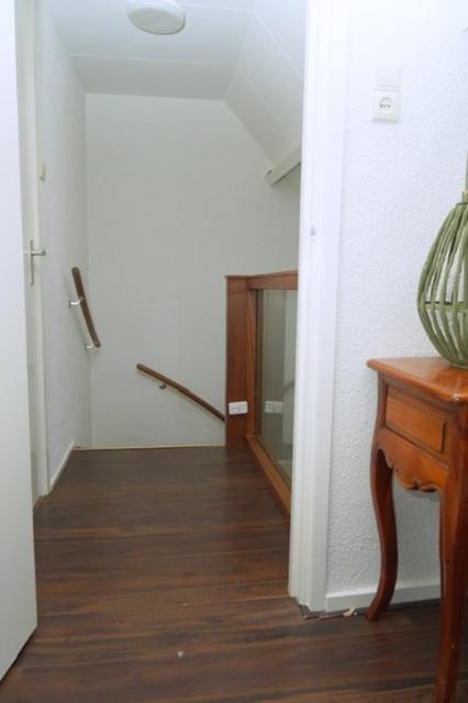 Sidestreet House Villa ซานด์โวร์ต ภายนอก รูปภาพ