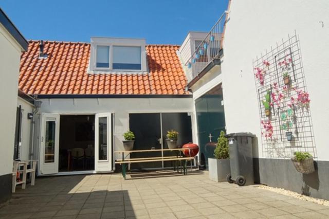 Sidestreet House Villa ซานด์โวร์ต ภายนอก รูปภาพ